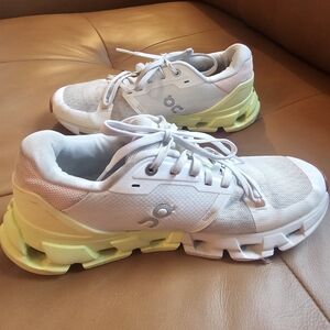 On Running Cloudflyer 4, women's 7.5